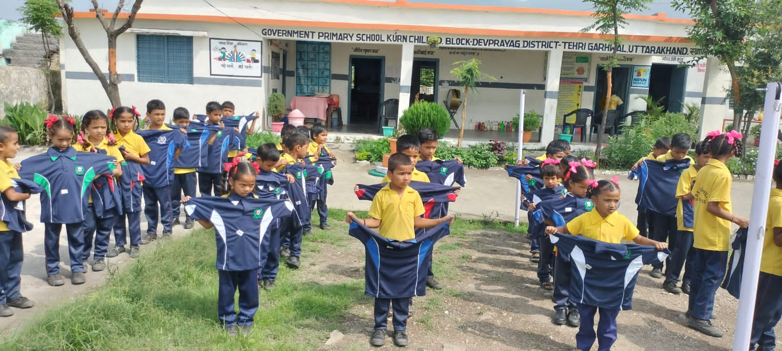 Donate For Uniforms – Empowering Education For Underprivileged Students